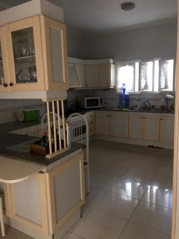 VENDO CASA EN ESQUINA. AMOBLADA. SAN VICENTE. COD NL — foto 3
