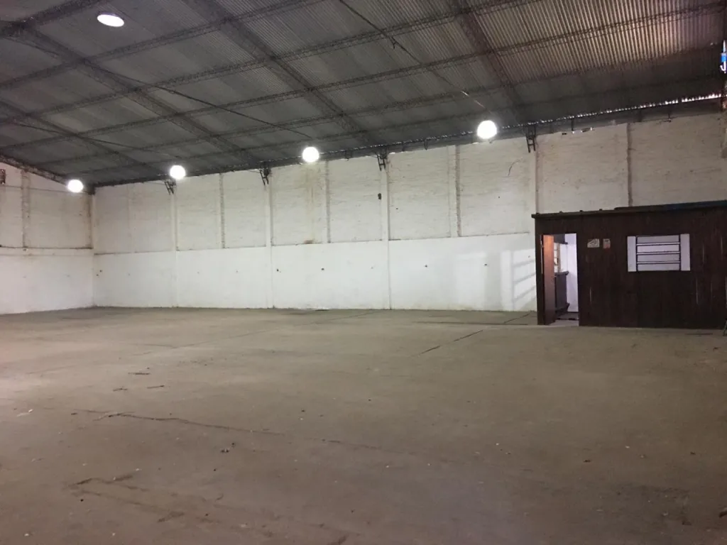Deposito 500 m2 a pasos de Eusebio Ayala y Medicos del Chaco — foto 3