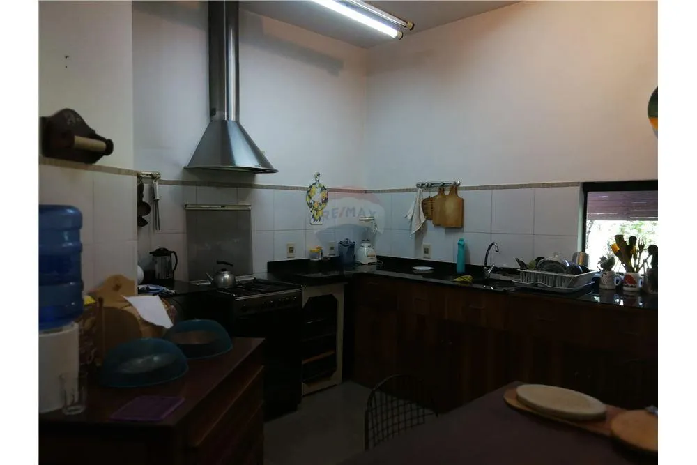 EN VENTA HERMOSA CASA CON PISCINA - URBANIZACION SURUBI — foto 2