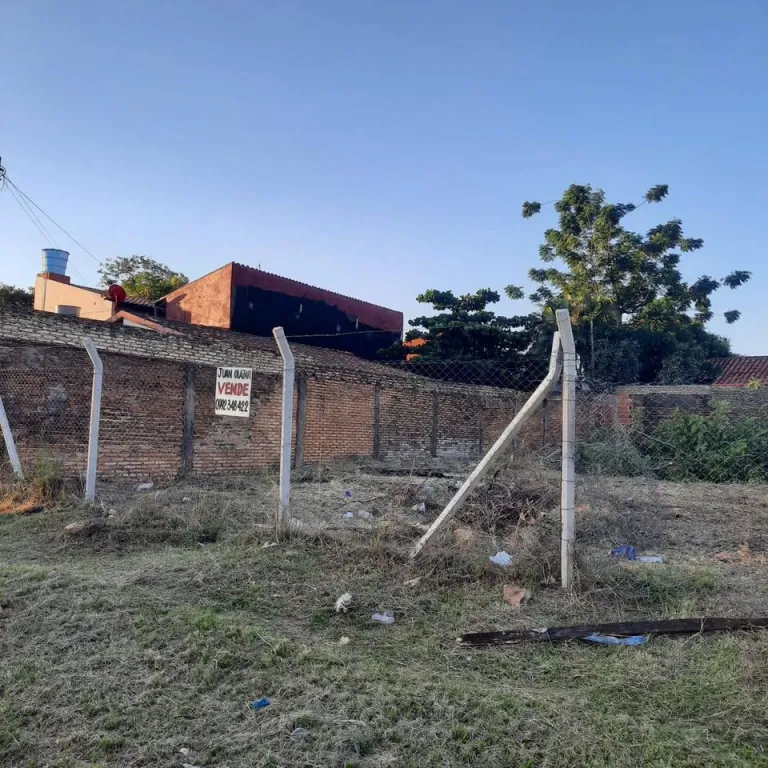 TERRENO TITULADO EN EL BARRIO LAS COLINAS — foto 3