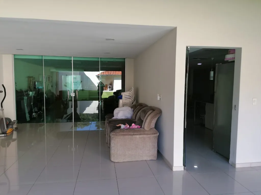 VENDO CASA MODERNA A PASOS DE AVDA DEFENSORES — foto 3