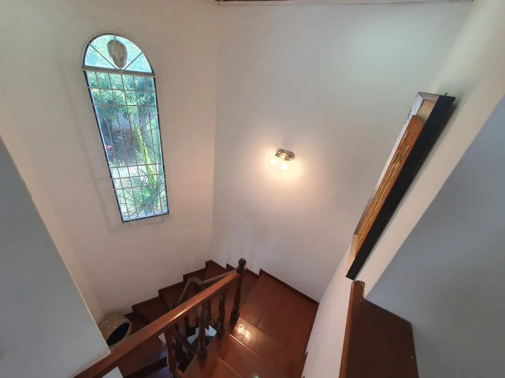 VENDO CASA EN ESQUINA A 1 CUADRA DE MOLAS LOPEZ — foto 3