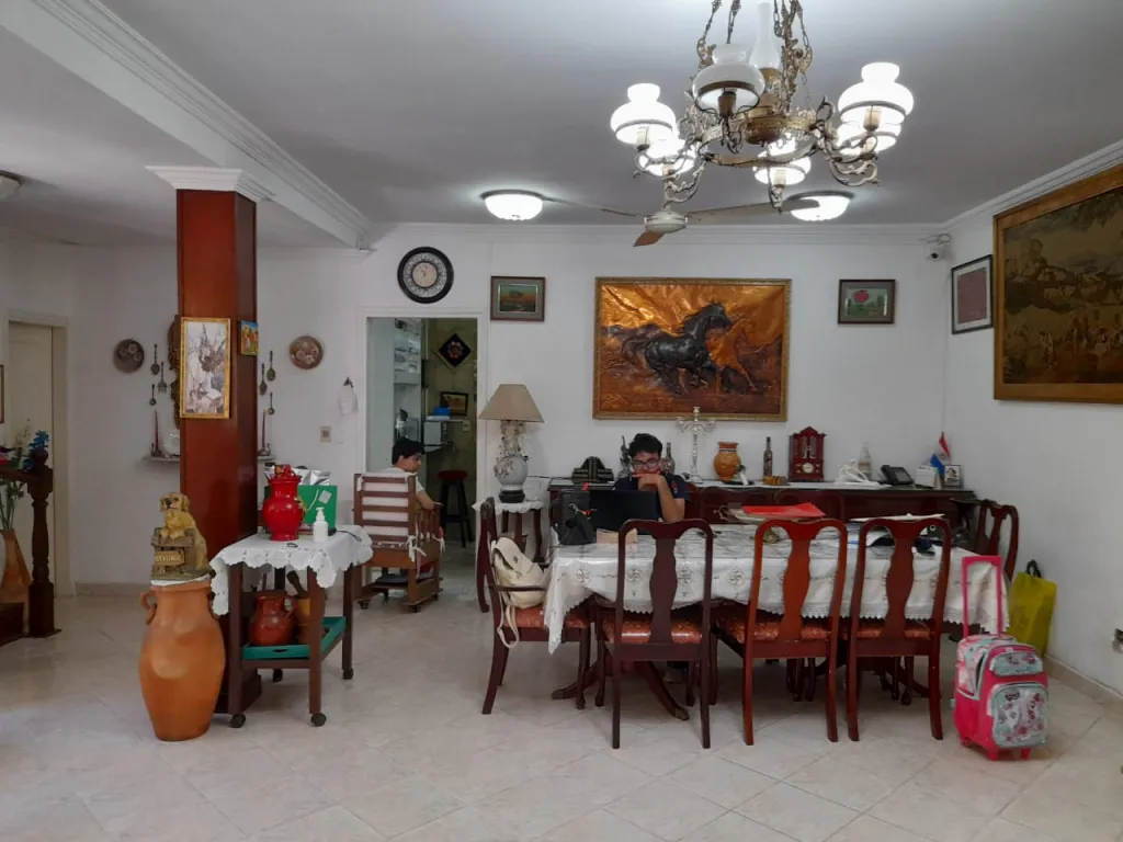 HERMOSA CASA EN BARRIO VILLA AURELIA — foto 3
