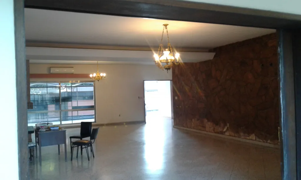 Vendo propiedad zona Colegio Internacional — foto 2