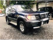 VENDO TOYOTA LAND CRUISER PRADO TZ - REC IMPORT FULL EQUIPO - IMPECABEL ESTADO - ANTAR !!