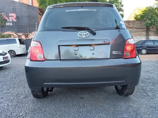 Toyota Ist 2007 - foto 8