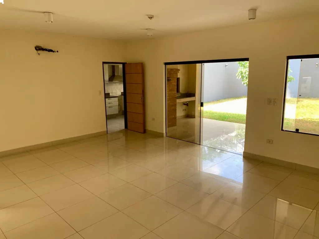 VENDO DUPLEX DE 3 DORMITORIOS EN LAMBARE - ZONA CENTURY PLAZA — foto 3