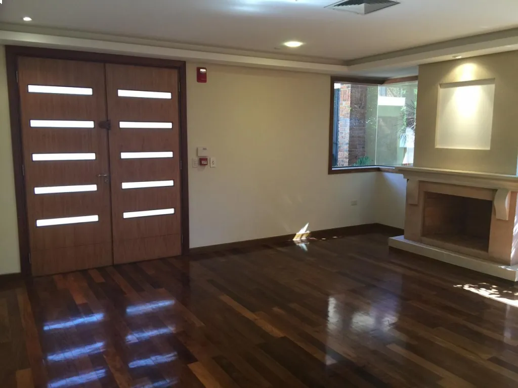 VENDO HERMOSA CASA EN BARRIO CERRADO BARRIO MCAL ESTIGARRIBIA. — foto 2