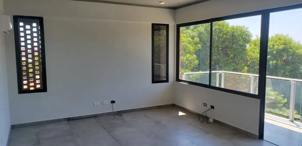 Vendo departamento en las Mercedes con renta — foto 2