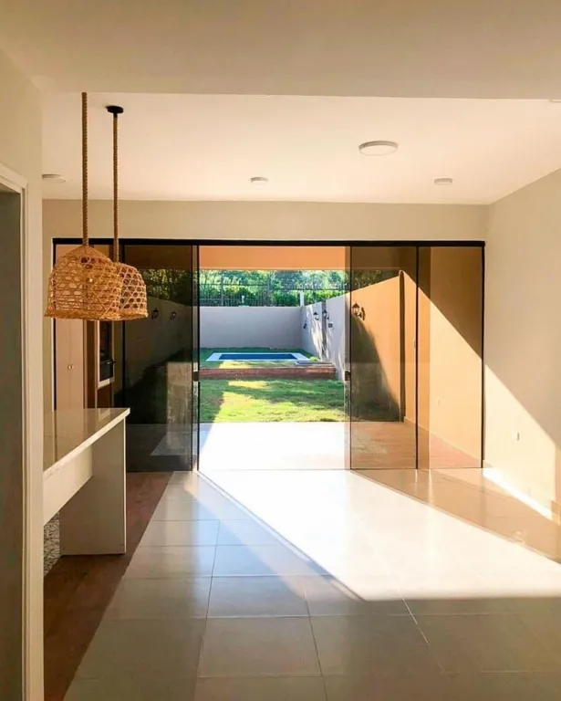 Vendo casas en Lambaré. Zona Yacht — foto 2