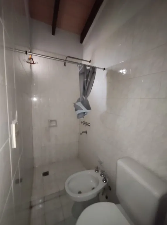 ALQUILO HERMOSO DUPLEX EN ASUNCION BARRIO SAN VICENTE — foto 2