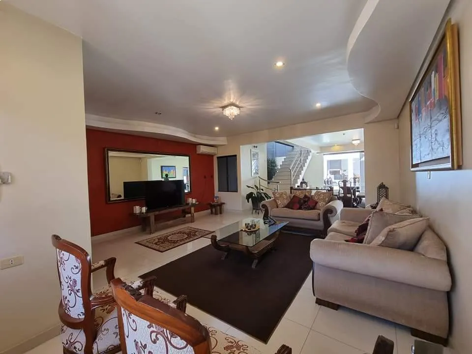 Vendo Hermosa Casa en zona del Yatch y Hospital del Corazón ( Lambare) — foto 2