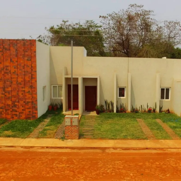 VENDO CASA EN CONDOMINIO EN LUQUE MORACUE COD 3589 — foto 3