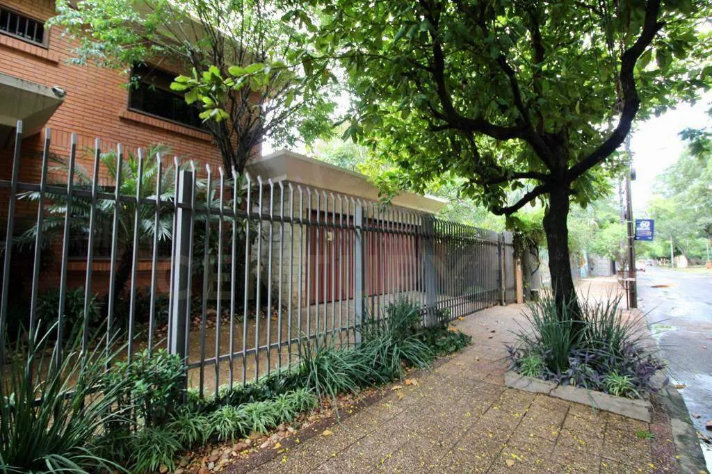 Vendo Residencia en Villa Morra. — foto 2