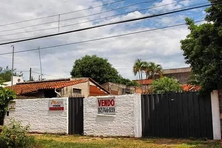 VENDO TERRENO CON QUINCHO EN SAN LORENZO, ZONA 3 BOCAS. — foto 2