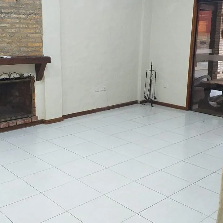 Vendo Casa en Barrio Mburucuya. Cod ES — foto 2