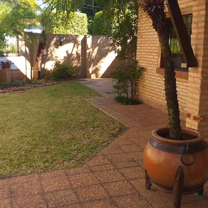 Vendo Casa en Barrio Mburucuya. Cod ES — foto 3