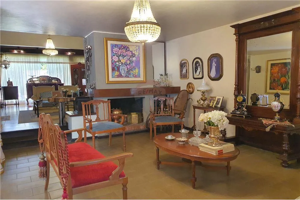 Hermosa residencia en Barrio San Cristobal — foto 2