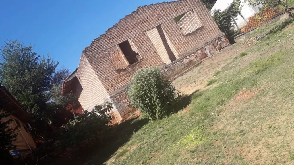 Vendo terreno con construcción. — foto 3