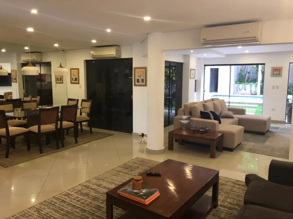 En venta casa pareada de 3 niveles en Barrio San Cristobal — foto 2