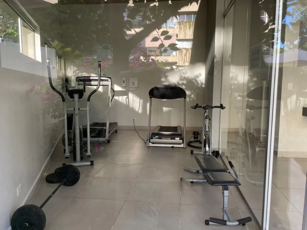 Vendo departamento en zona Universidad Americana, Virgen del Huerto. — foto 3