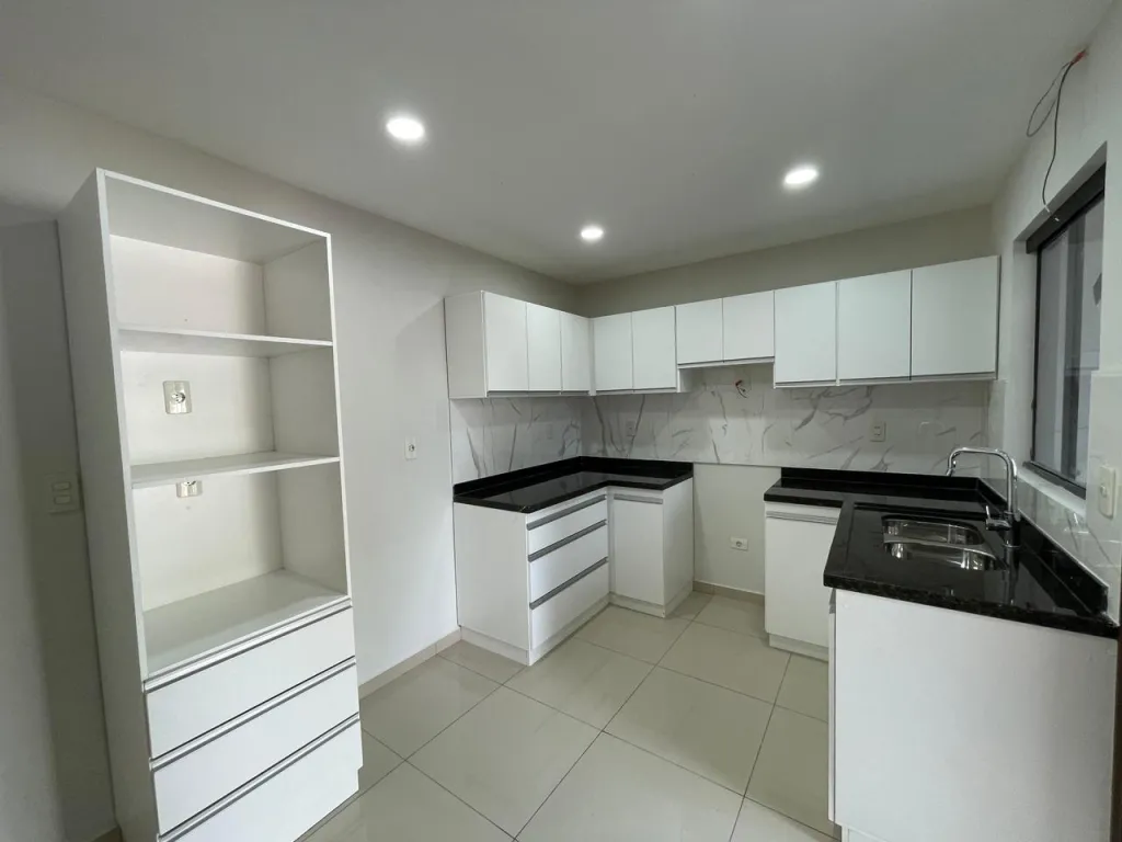 VENDO DUPLEX A ESTRENAR. LAMBARE. 3 HAB EN SUITE. Cod ES — foto 3