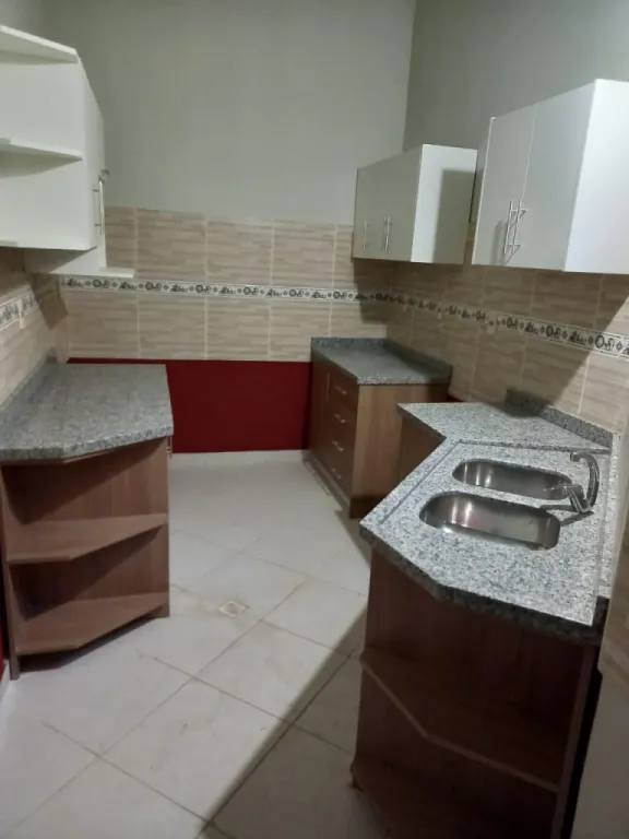 HERMOSOS DPTOS.A ESTRENAR EN BO.OBRERO A 4 CDRAS.DE COLON — foto 2