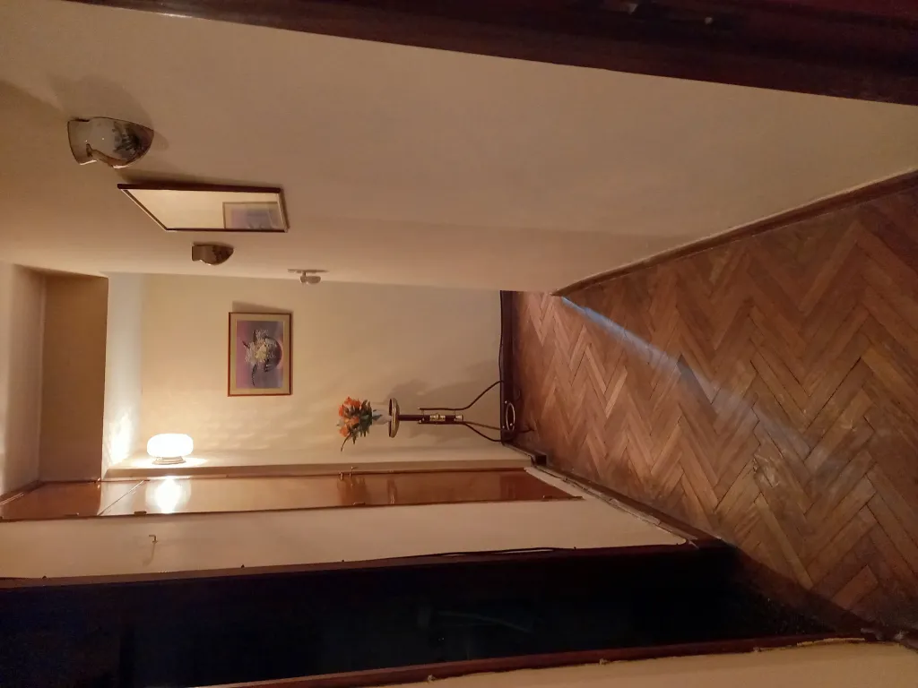 VENDO DPTO. EDIFICIO MONUMENTAL - MICROCENTRO — foto 2