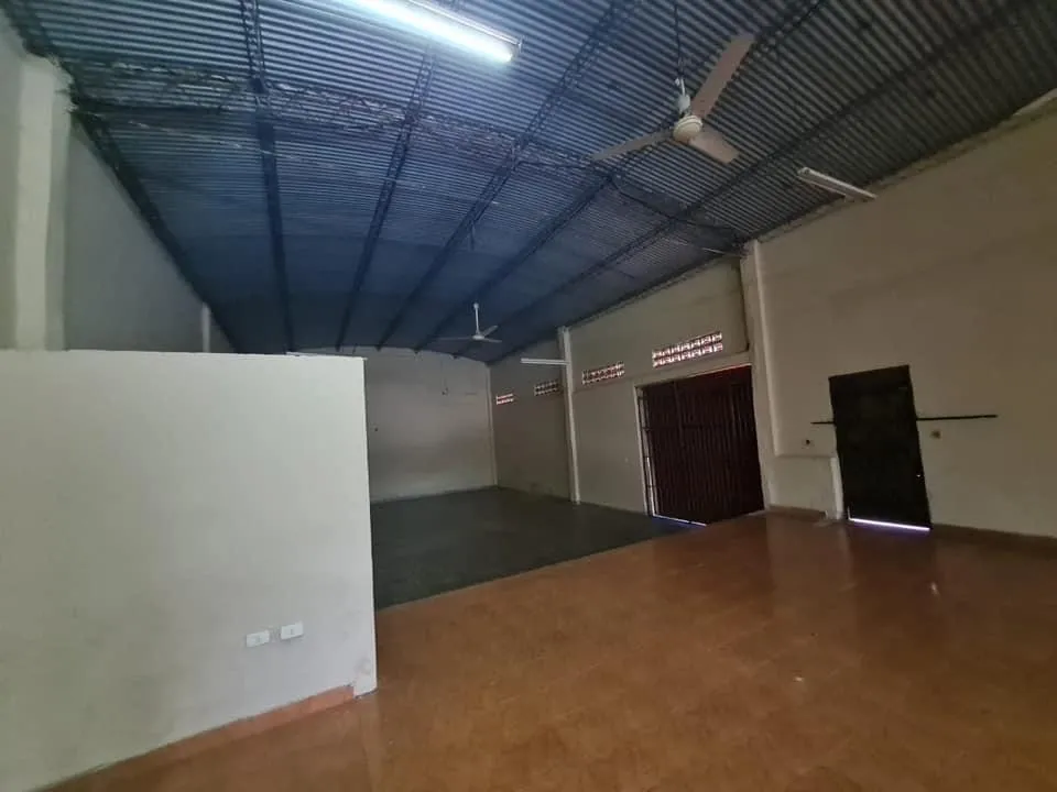 Alquilo depósito en Itaugua — foto 3