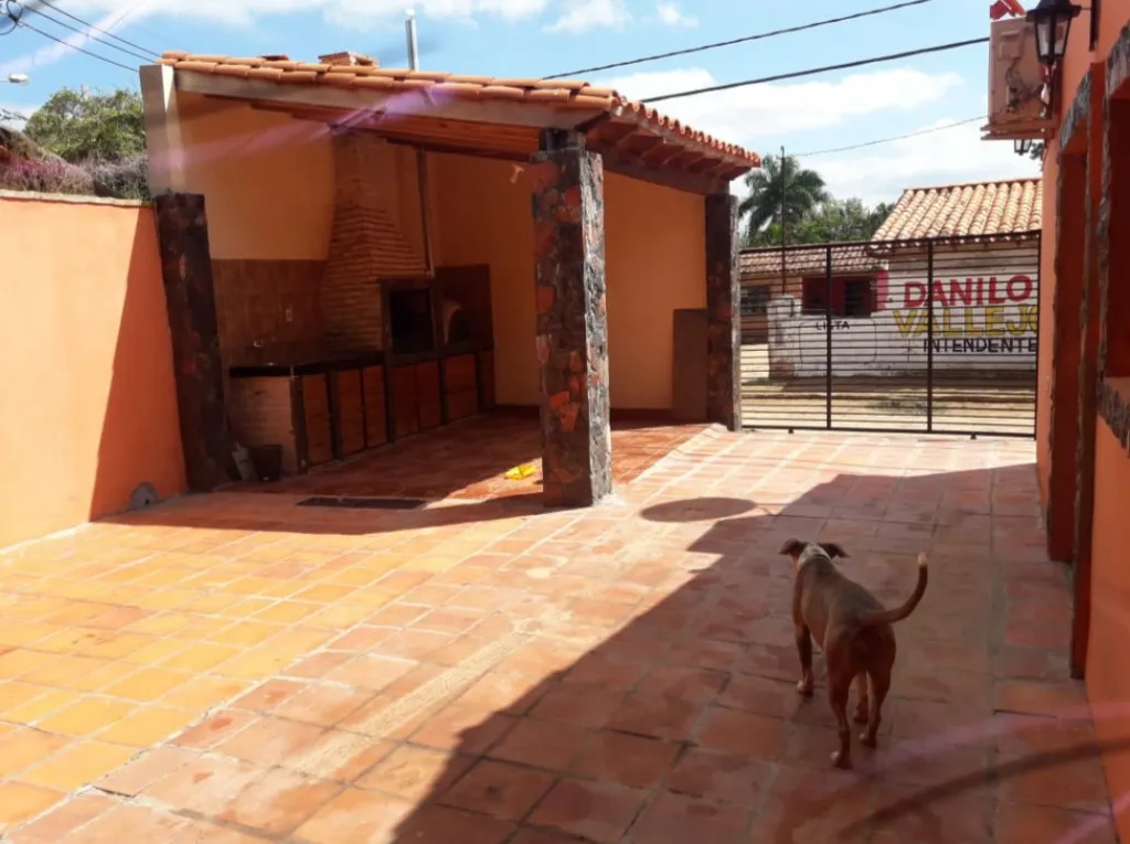 Vendo hermoso dúplex,chalet en limpio — foto 3
