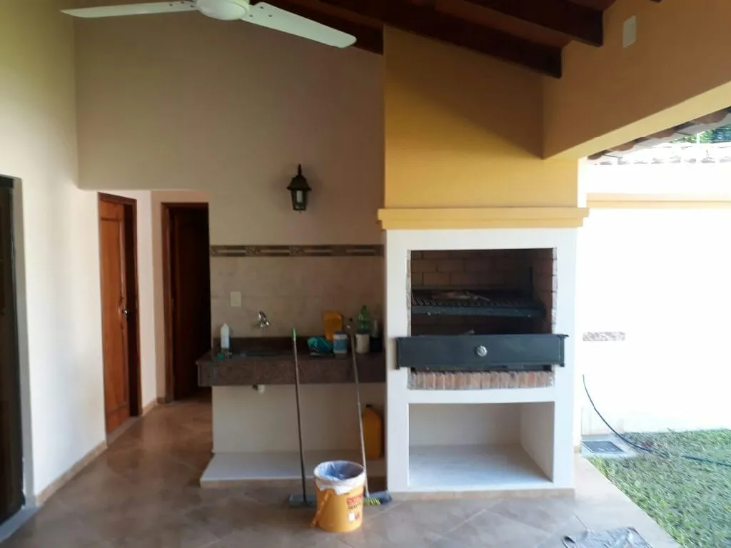 Vendo casa en barrio Kennedy de Lambare — foto 3