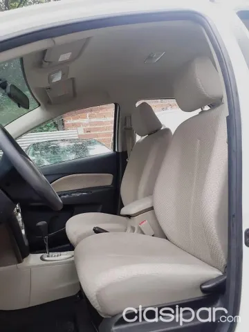 Toyota Belta 2006 — foto 4