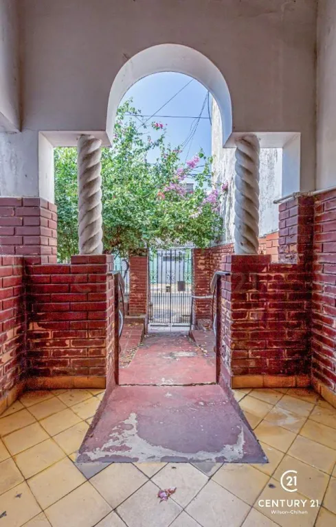 CASA ANTIGUA IDEAL PARA REFACCIONAR EN EL CENTRO DE ASUNCION. — foto 3