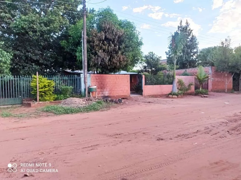 Vendo un terreno con 2 casas — foto 3