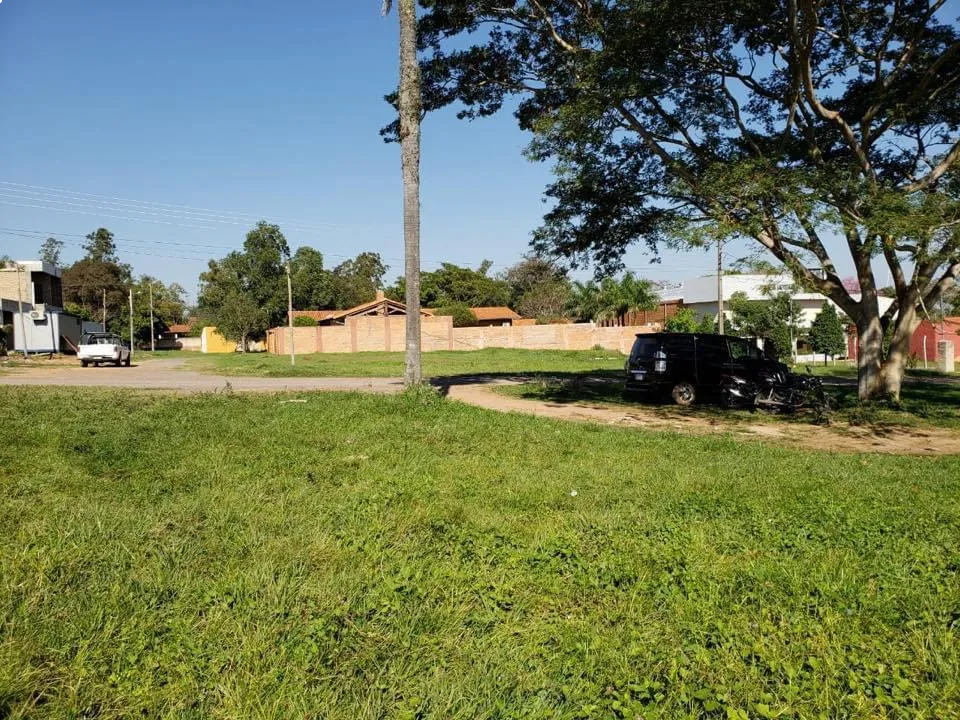VENDO HERMOSO TERRENO EN EXCLUSIVO BARRIO CERRADO Z AEROPUERTO — foto 3