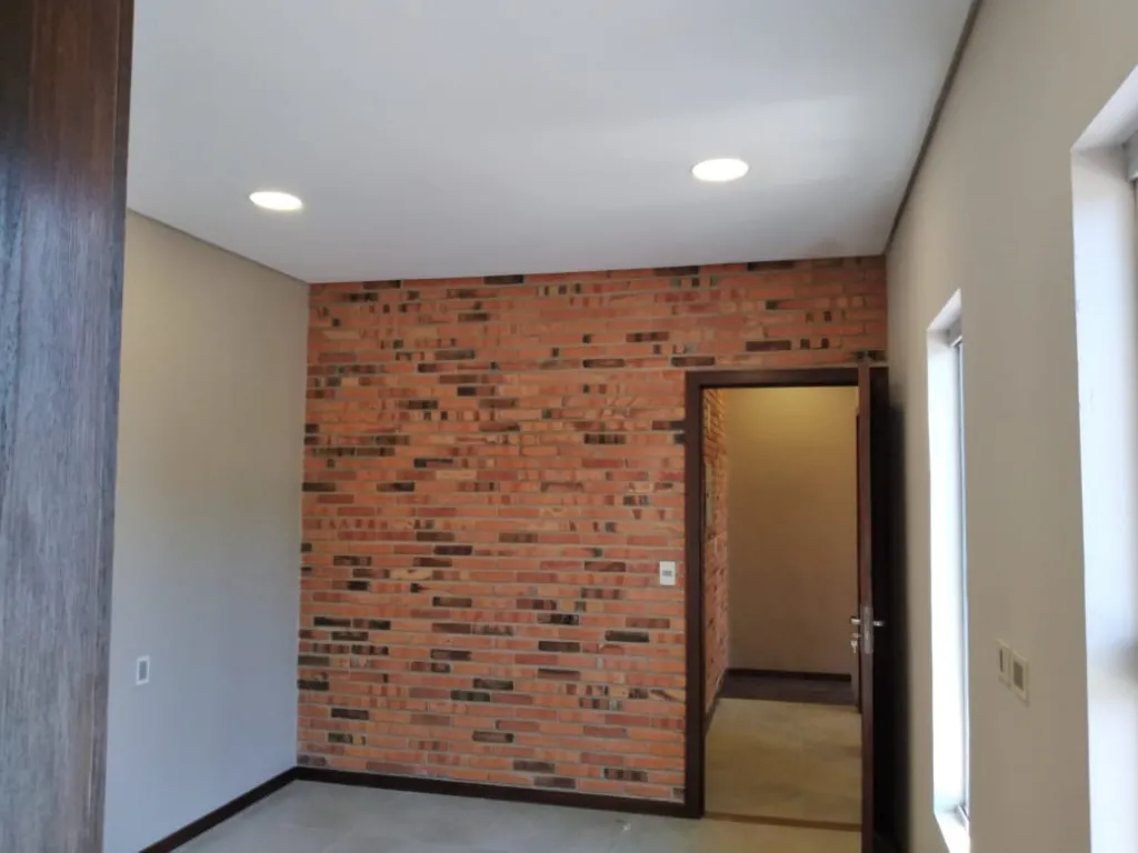 VENDO COQUETO CHALET EN LUQUE!! — foto 3