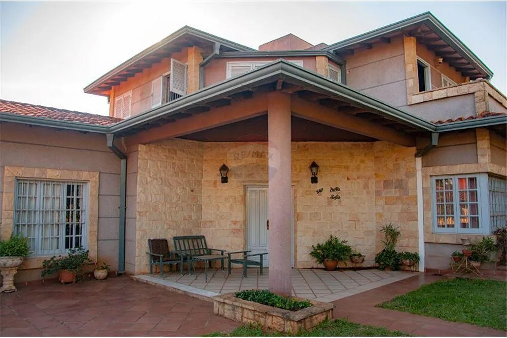 VENDO CASA EN LUQUE ZONA CONMEBOL!! — foto 2