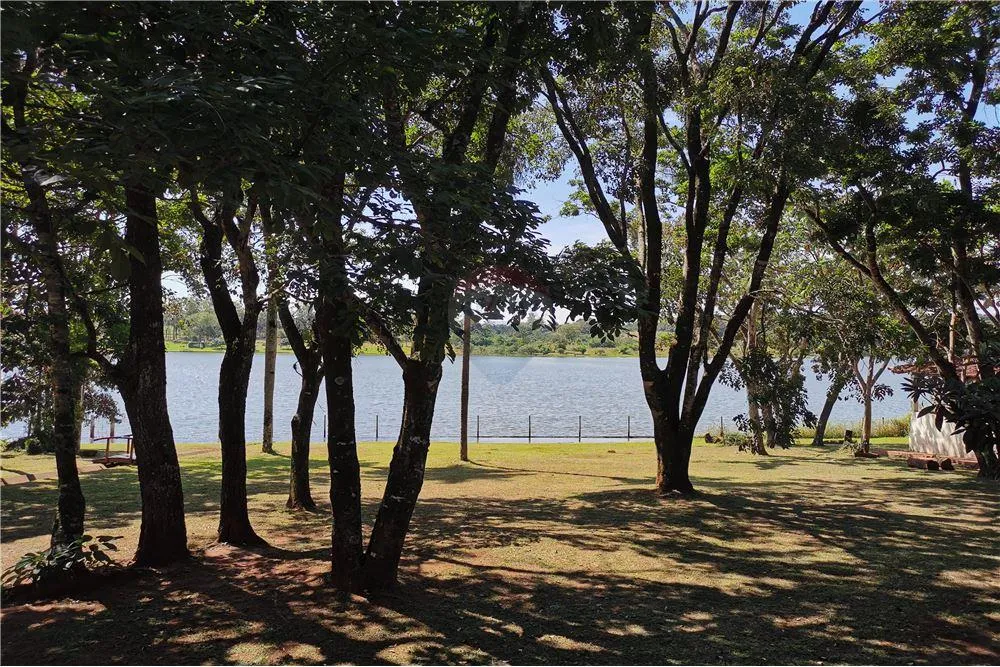 VENDO EXCLUSIVA QUINTA SOBRE LAGO ACARAY 1,200,000 USD — foto 3