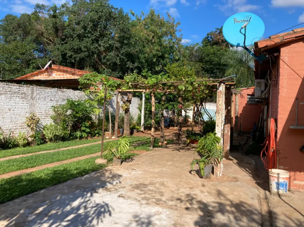 VENDO CASA EN LUQUE BARRIO YKA’A — foto 2
