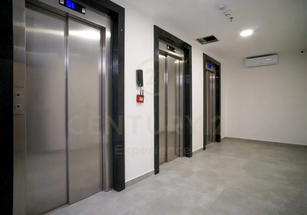 ALQUILO Oficina CorporativaComercial - Edificio Zenith - Centro de Asunción. — foto 2