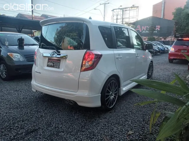 Toyota Ractis 2008 - foto 8