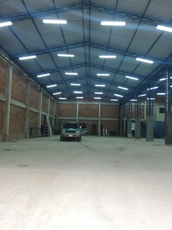 SAN LORENZO – HOP.GRAL: 720M2 DEPOSITO + OFICINAS, IMPECABLE ESTADO, 14.000.000 GS. — foto 2