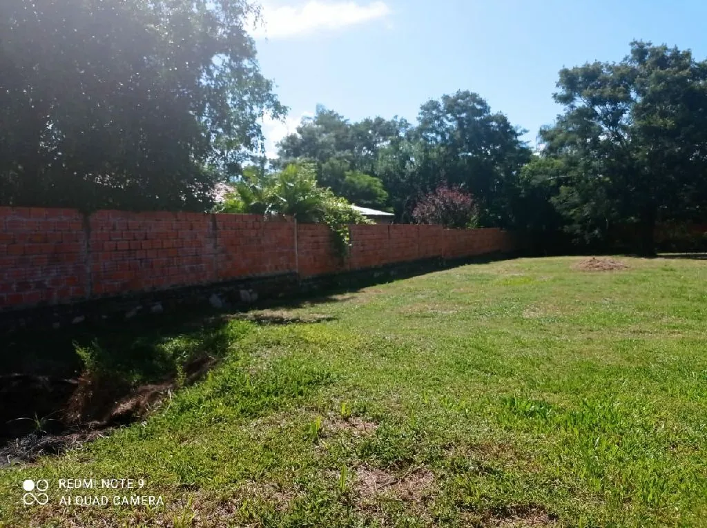 Vendo en Limpio totalmente amurallada — foto 2