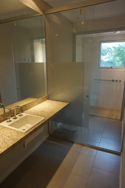 EN VENTA HERMOSA RESIDENCIA NRO 12 EN BARRIO BOTÁNICA 5 — foto 3