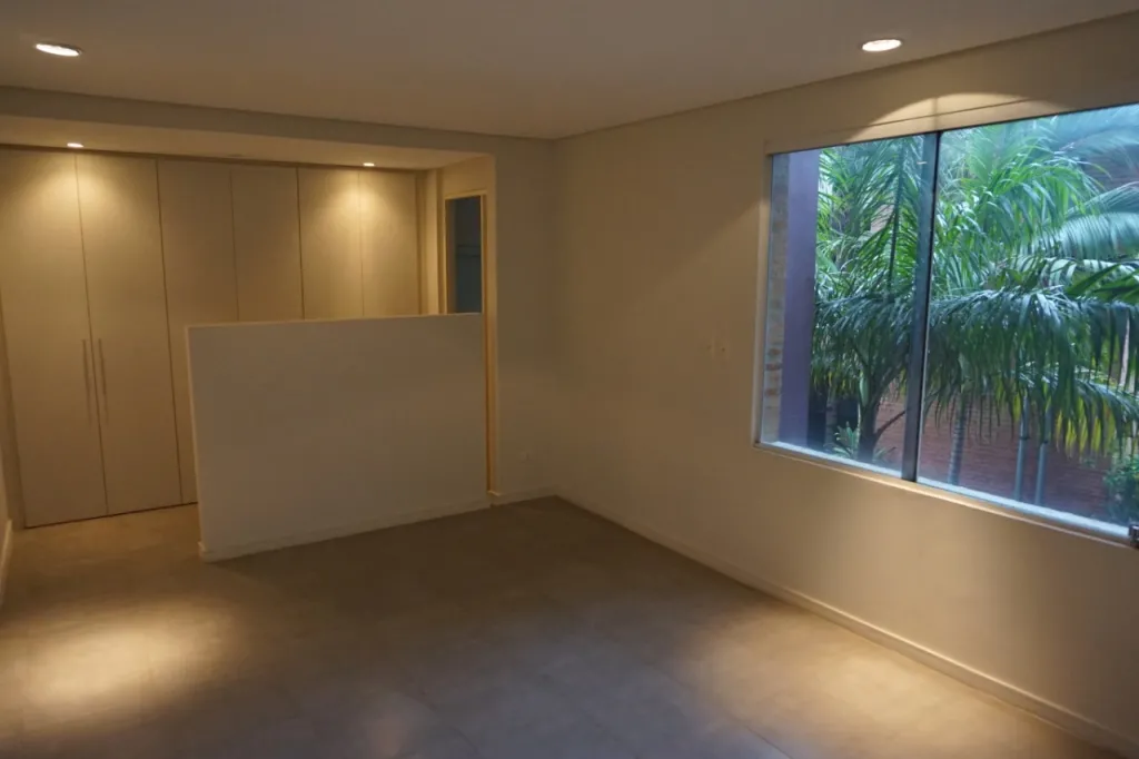 EN VENTA HERMOSA RESIDENCIA NRO 14 EN BARRIO BOTÁNICA 5 — foto 3
