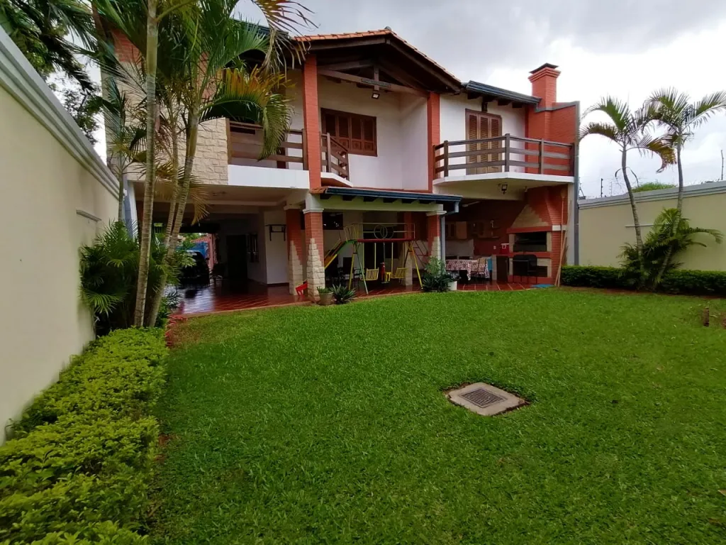 VENDO HERMOSA RESIDENCIA EN FDO. DE LA MORA ZONA NORTE, EXCLUSIVA UBICACIÓN. J4164. — foto 3