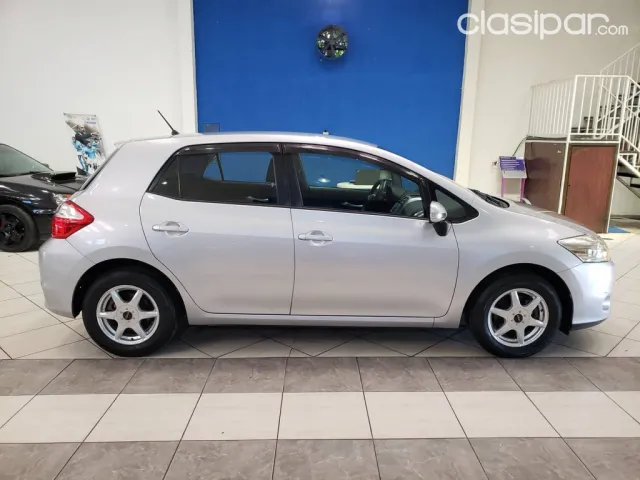Toyota Auris 2010 — foto 5