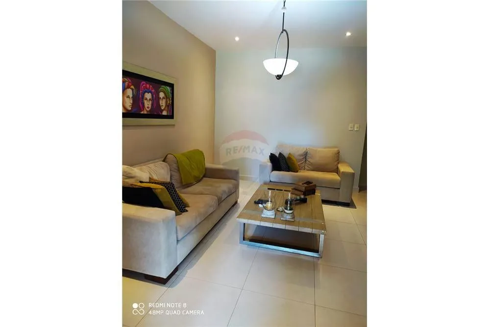 Se vende hermosa residencia 💯🔝 USD. 520.000 📍 Barrio Ycuá Satí — foto 2