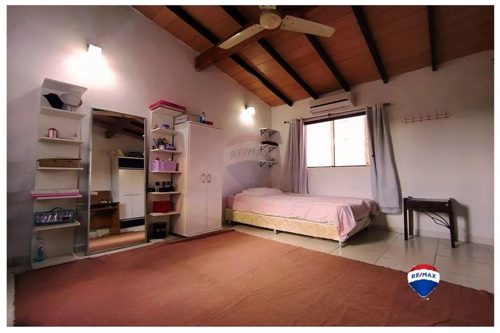 HERMOSA RESIDENCIA EN FERNANDO DE LA MORA Z.NORTE — foto 3