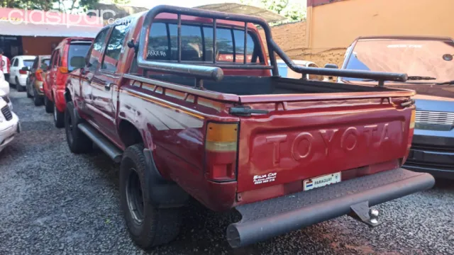 Toyota Hilux 1993 — foto 5